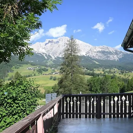 Casa Cortina *